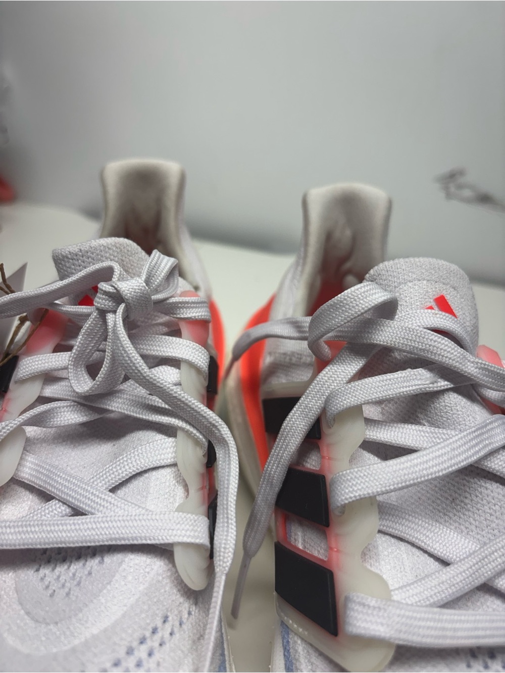 adidas Ultraboost Light - Picture 5 of 8